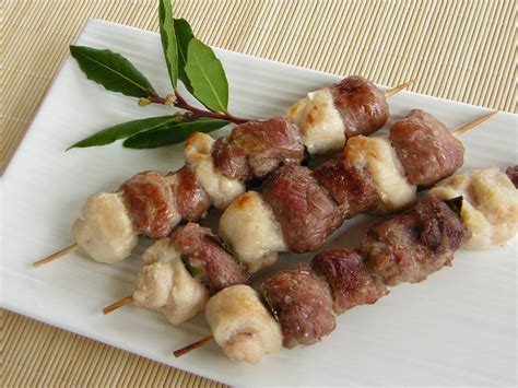 Spiedini Di Carne Al Grill In Cucina Con Zia Lora