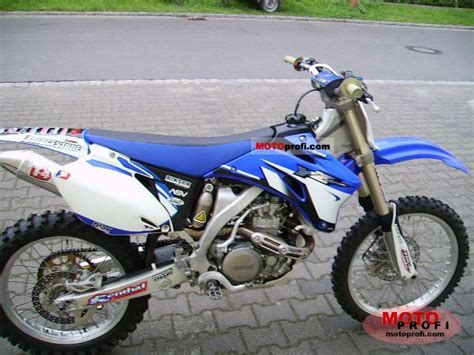 In this version sold from year 2006 , the dry weight is 86.0 kg (189.6 pounds) and it is equipped with. Yamaha YZ 450 F 2006 Specs and Photos
