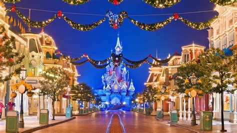 Walt Disney World Zoom Background | Download Free ... You actually need to have some solid cpu and graphics power behind you to be able to change the background on your zoom chat.