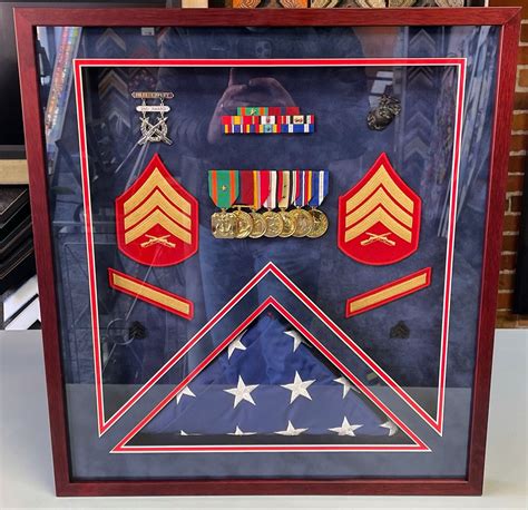 🇺🇸 Us Marine Corps Shadowbox Including Medals Patches And American