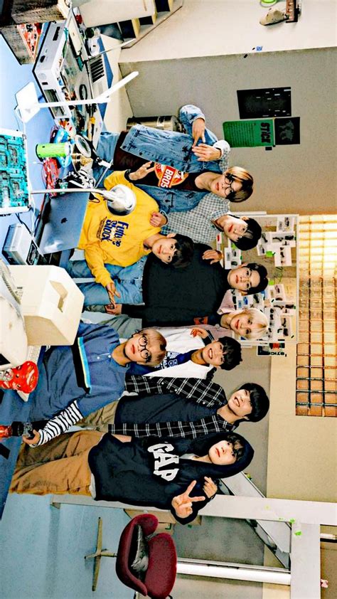 Wallpaper Dekstop Iphone Wallpaper Squad Pictures Jaehyun Nct Retro Cars Kpop Boy Clique