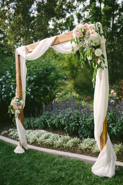 30 Rustic Wedding Arch Ideas For Every Wedding 2019 Trendy Wedding Ideas Blog