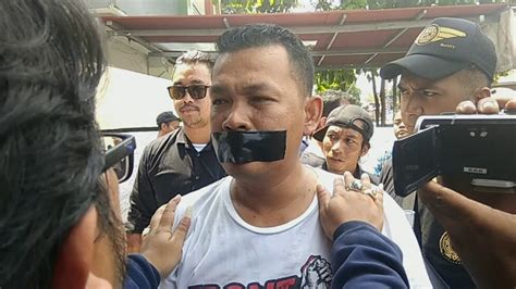 Mohd fikri mohd ali 83.786 views8 year ago. ANAK NEGERI TERLUKA LAGI ( GoJek Yogyakarta ) - YouTube