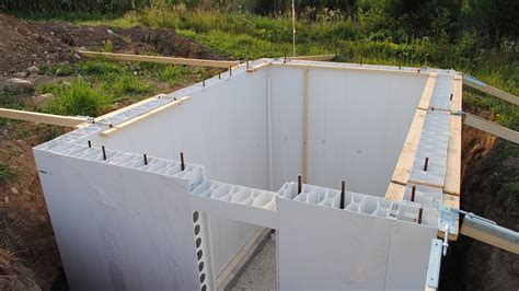 Extrutech Concrete Wall Form How To Video Youtube