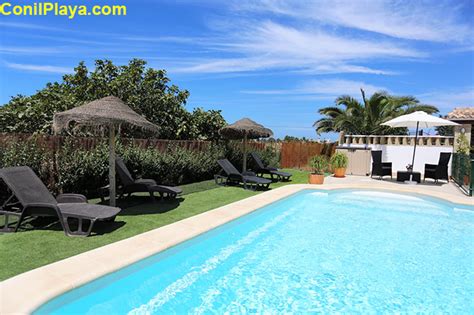 Las mejores ofertas de alojamientos vacacionales en el palmar. Alquiler Casas en El Palmar con piscina