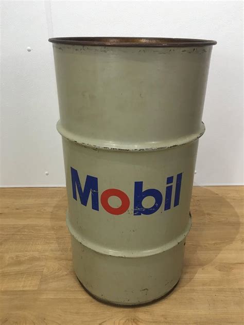 Vintage Mobil Oil Can For Sale At 1stdibs