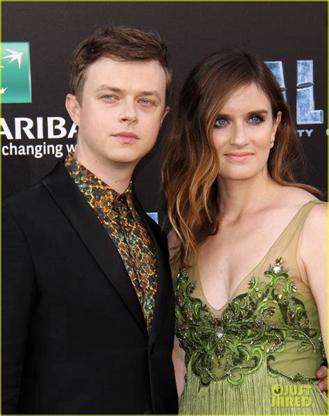 Photo Dane Dehaan Writes Sweetest Note For Wife Anna Wood Photo