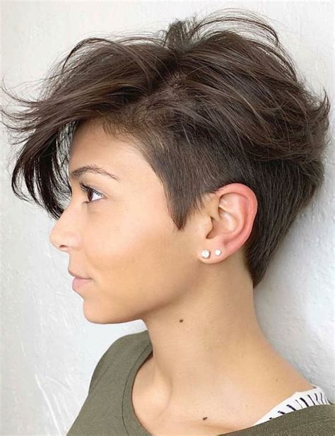 25 Chic Short Bob Haircuts For Cool Summer Hairstyle Page 6 Of 25