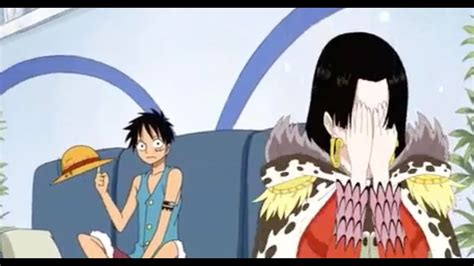 Boa Hancock Likes Luffy So Much That She Lets Luffy Hide Under Her Clothes Luffy Kissed