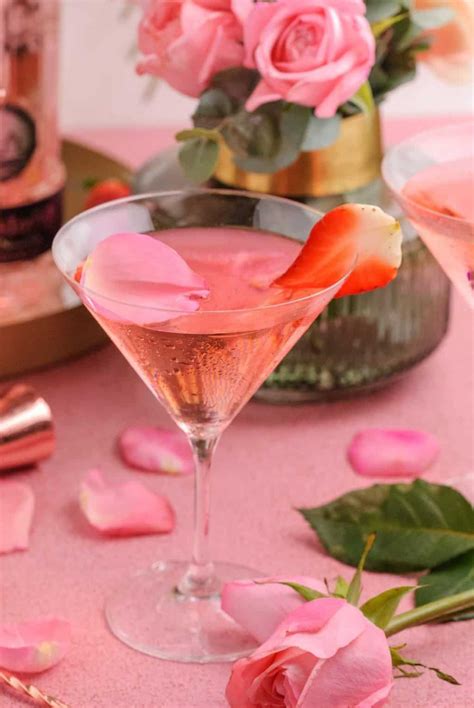 Best Rose Martini Cocktail Recipe — Sugar And Cloth