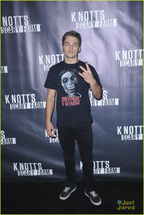 Dylan Sprayberry Tahj Mowry Spook The Monsters At Knott S Scary Farm Photo Photo