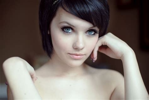 Black Hair And Pale Skin Beautiful Or Ugly Forums