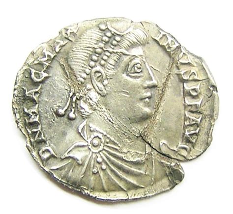 Roman Silver Miliarense Of Magnus Maximus Ex Thruxton Hoard