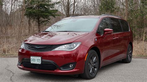 2019 Chrysler Pacifica Hybrid Review Autotraderca