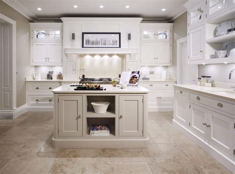 44 Kitchen Ideas With Creamy White Cabinets Popular Ideas