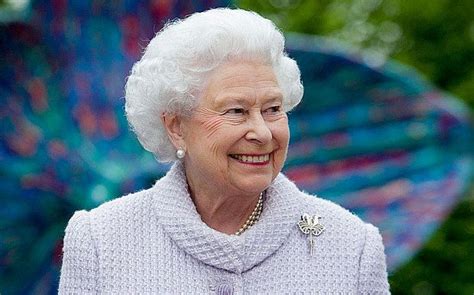 should we celebrate when the queen becomes our longest reigning monarch queen elizabeth