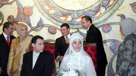 Büyük şaşkınlık yaşamama sebep olan şahsiyet. Berat Albayrak nereli eşi Esra Erdoğan kimdir?
