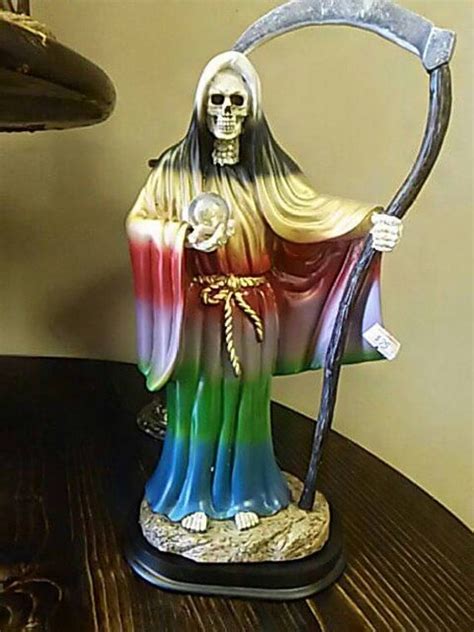 Artículos Similares A Seven Colors Statue Santa Muerte 7 Colors