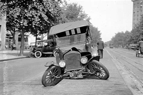 The Worlds First Car Accidents Ever ~ Vintage Everyday