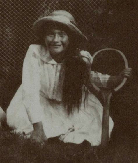 Grand Duchess Anastasia Nikolaevna Romanova Of Russia Pulling A Face Al Anastasia Romanov