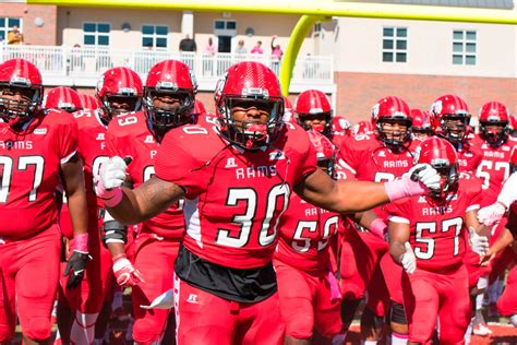 Winston Salem State Stays Unbeaten In Conference Play Tops Livingstone 40 21