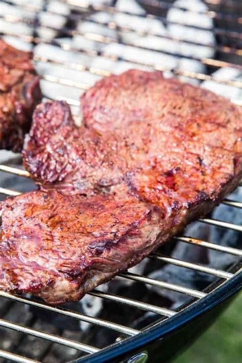 How To Grill Steak On Charcoal Grill Gimme Some Grilling