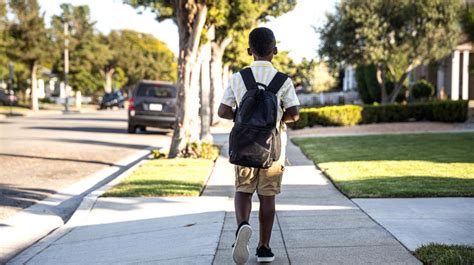 Yes Your Kids Can And Should Walk To School By Themselves Parentmap
