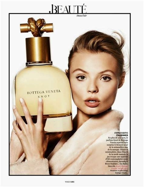 Magdalena Frąckowiak Flakony Perfum I Vogue Paris