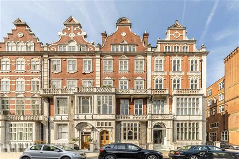 1 bedroom flats for sale in london 63 properties for sale in this area. 1 bedroom flat for sale in Cadogan Square, London SW1X
