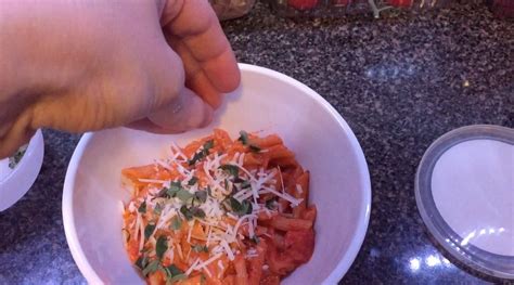 Remove the casing from the sausage and discard. Instant Pot Rigatoni Alla Vodka | Instant pot recipes, Rigatoni alla vodka, Alla vodka