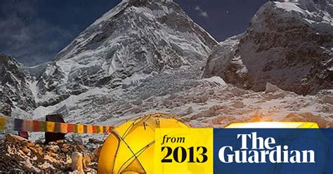 Everest Climbers Abandon Ascent After Attack By Scores Of Angry Sherpas