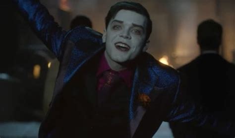 Witness The Birth Of The Dark Knight In New Gotham Season 5 Trailer