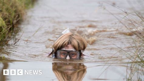 Rain Saves Bog Snorkelling Event At Llanwrtyd Wells Bbc News