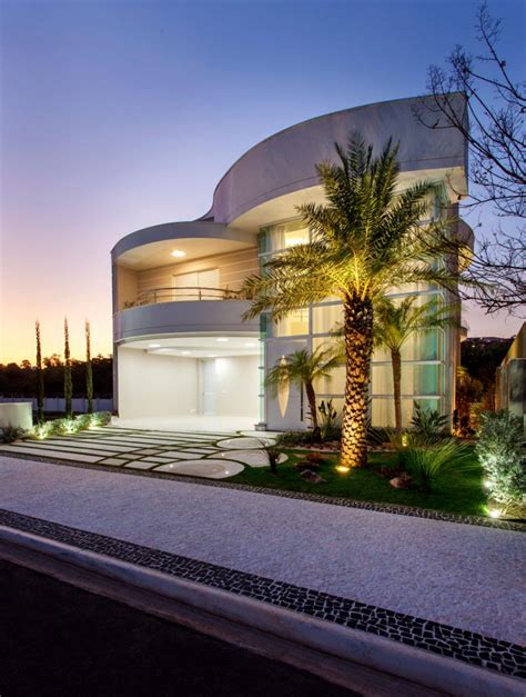 Contemporary Luxury Home Curved Facade Brazil3 Idesignarch