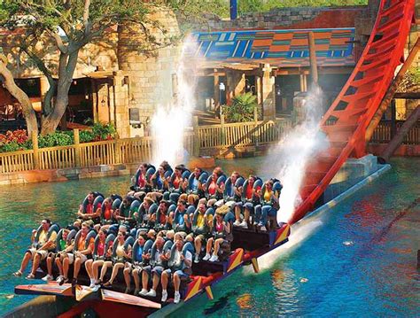 Seaworld Orlando Busch Gardens And Aquatica Annual Pass Undercover Tourist