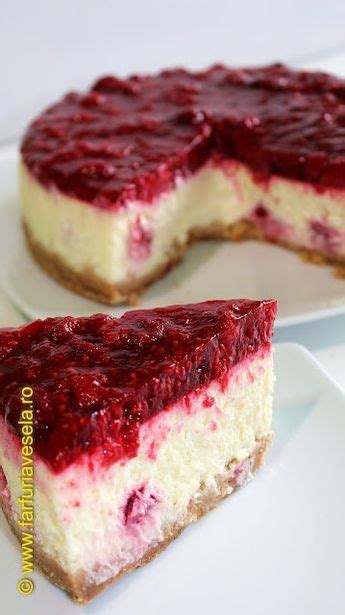 Cheesecake Copt Cu Zmeura Desserts Delicious Desserts Cake Recipes