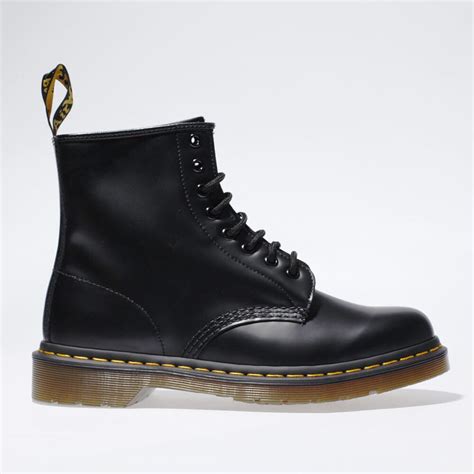 Martens boots are manufactured using a wide variety of leather, ranging from stiff and glossy to pliable and distressed. Men's Black Dr Martens 1460 Boots | schuh