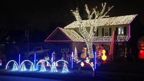 Christmas Light Show 2014 Wizards In Winter Youtube