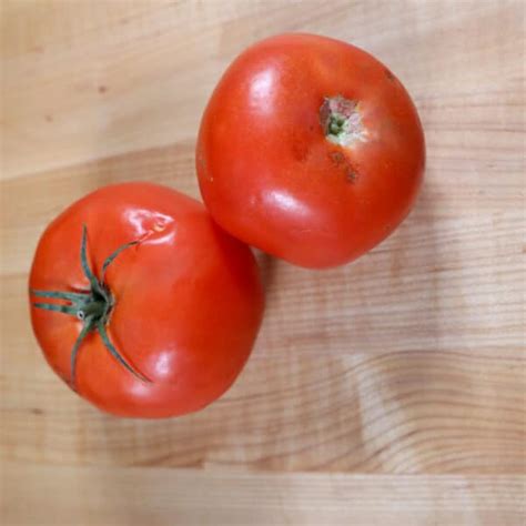 How To Tell If A Tomato Has Gone Bad 3 Ways