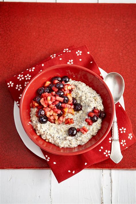 Allgemein 500 g mehl, 1 prise salz, 1 tl backpulver, 250 g margarine, 125 g zucker, 1. Mohn-Vanille-Porridge | Rezept | Lecker, Lebensmittel ...