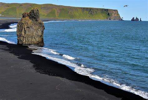 Reynisfjara Beach At Dyrhólaey In South Iceland Encircle Photos