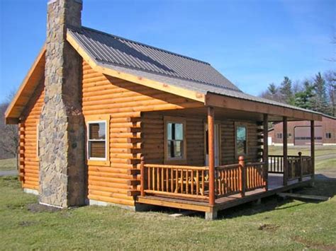A major consideration is having the master bedroom on the main floor. Small Log Cabins with Lofts Small Square Log Cabin with ...