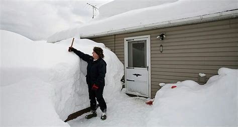 Thats Oswego Ny And Thats Snowfall Taller Than A Human Being It