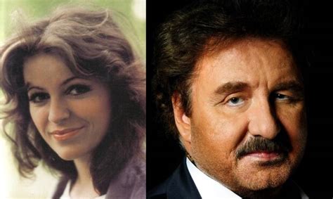 O jego śmierci poinformował w mediach społecznościowych jego menedżer. Anna Jantar i Krzysztof Krawczyk trzymali to w tajemnicy ...