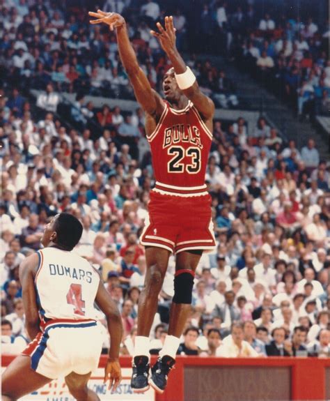 Michael Jordan 8x10 Chicago Bulls 23 Photo Jump Shot With Joe Dumars