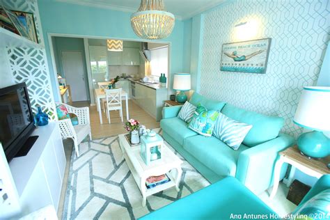 Nanette wong © 2014 houzz example of a transitional living room design in san francisco with white walls clean navy and white, not fussy. coastal inspired, beach house, seaside inspired, turquoise ...