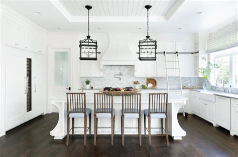 If you want a breakfast bar—an overhang ideal for enjoying simple meals and snacks—make sure that bar stools have at least two feet of clearance for access and comfort. Best Barstools and Counter Height Stools for Kitchen ...