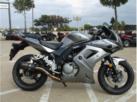 The perfect first bike, or a commuter for anyone. 2009 Suzuki SV 650 SF ABS - Moto.ZombDrive.COM