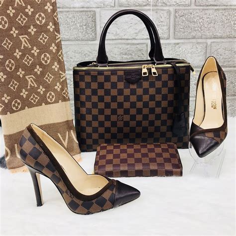 Classy Louis Vuitton Shoes Louis Vuitton Handbags Louis Vuitton Damier Fashion Bags