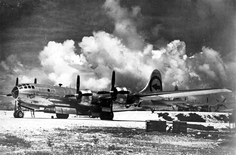 Boeing B 29 Enola Gay